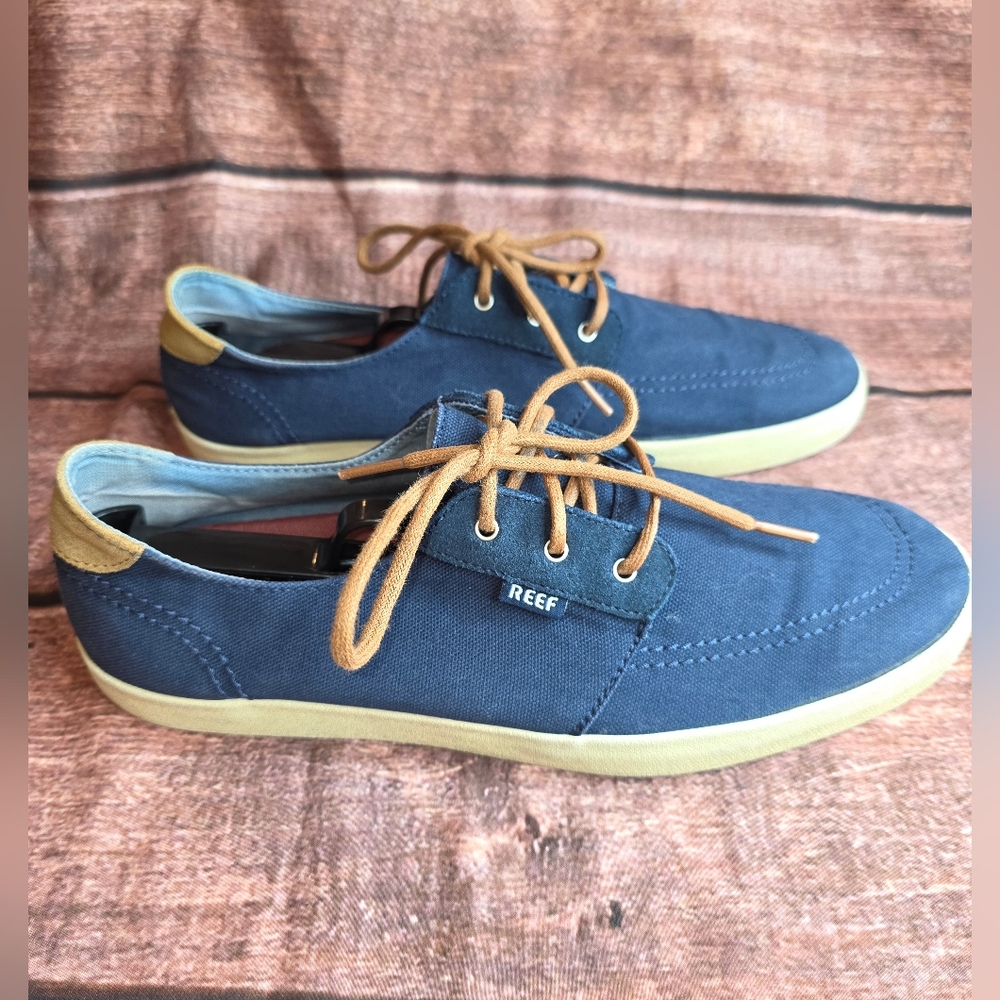 Reef Men's Banyan Navy and Tan Boat Shoes Dock/Deck Size 11